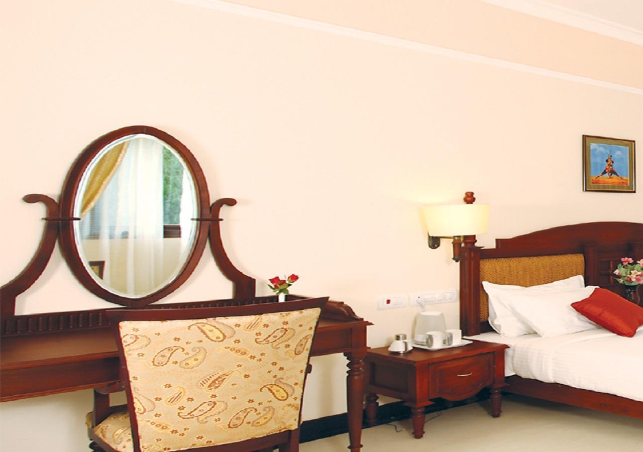 Grand Thekkady Hotel Kumily Exterior foto