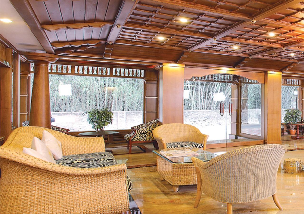 Grand Thekkady Hotel Kumily Exterior foto