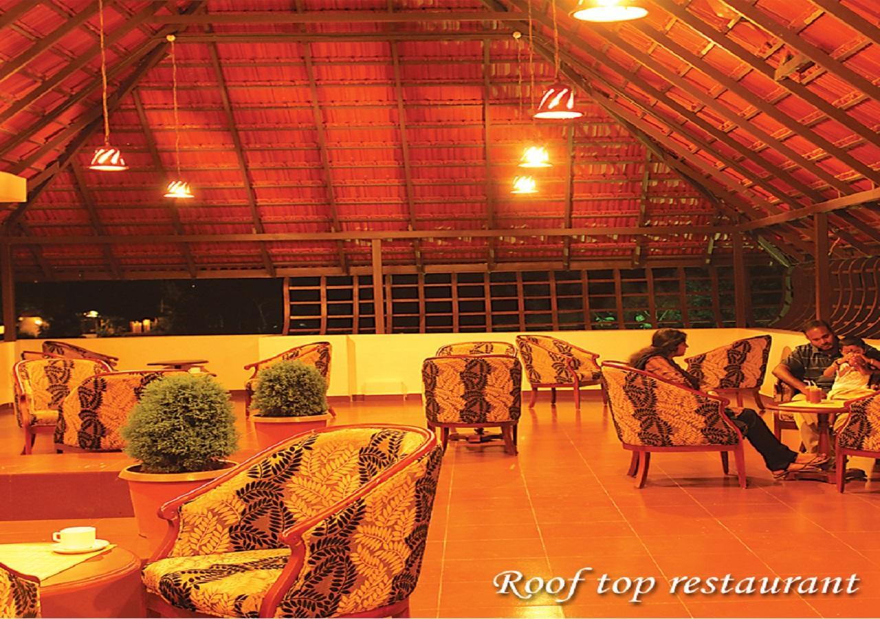 Grand Thekkady Hotel Kumily Exterior foto
