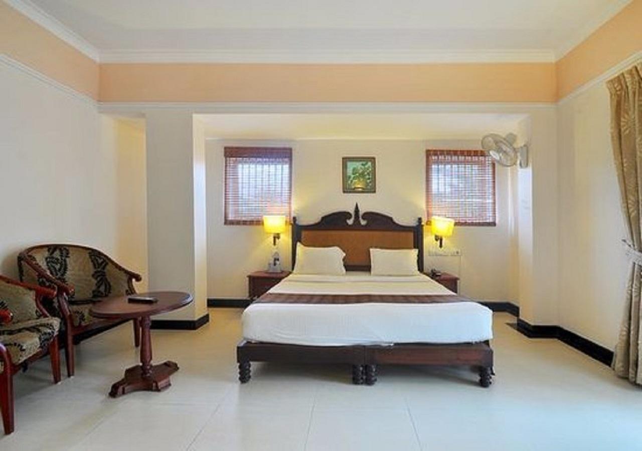 Grand Thekkady Hotel Kumily Exterior foto