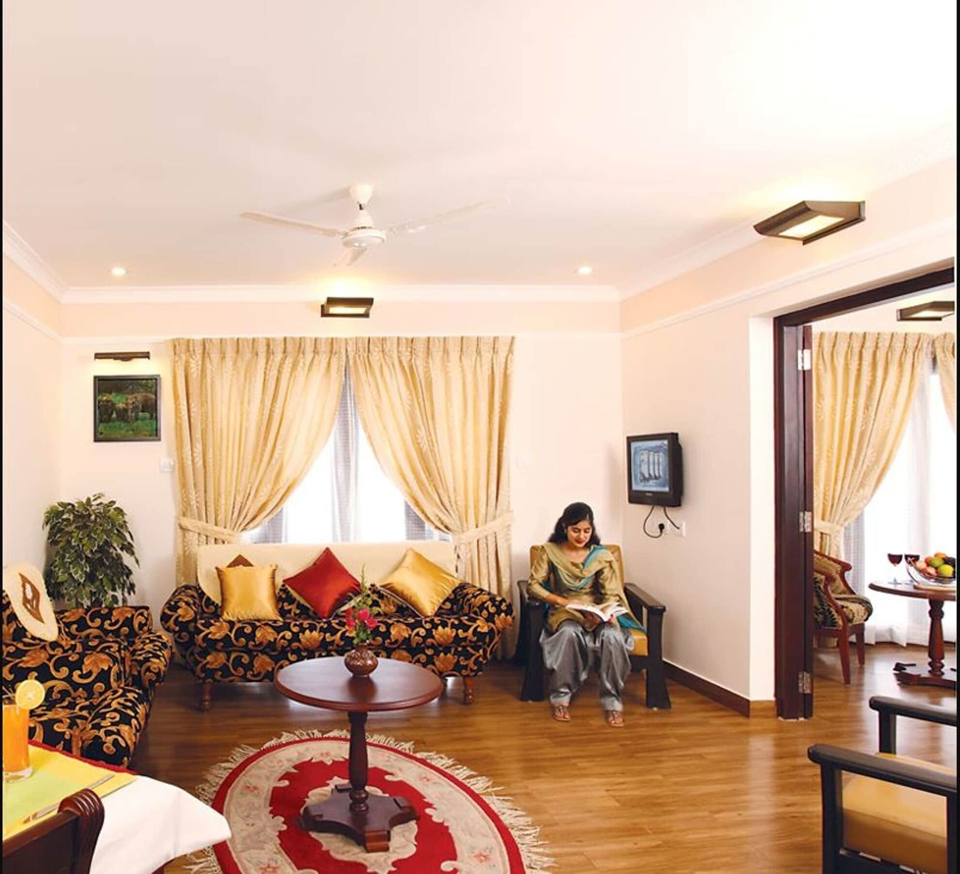 Grand Thekkady Hotel Kumily Exterior foto